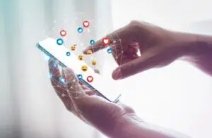 mobile social media use