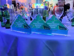 paid media award trophy
