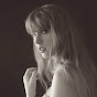 taylor swift profile