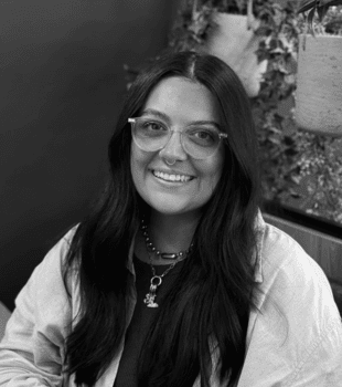 Loren Aspnall Content Writer